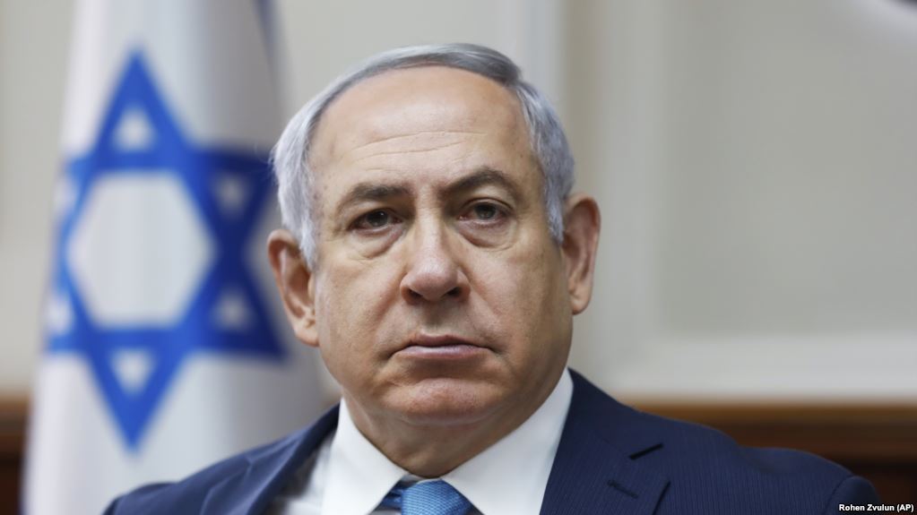 Israeli Prime Minister Benjamin Netanyahu chairs the weekly cabinet meeting at the Prime Minister's office in Jerusalem, February 11, 2018