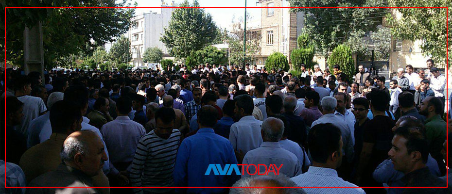 Thousands honor the memory of fire victims in Marivan, Iran