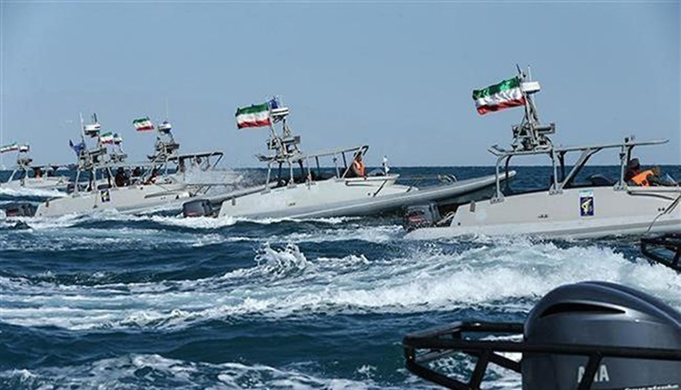 سفن عسكرية إيرانية