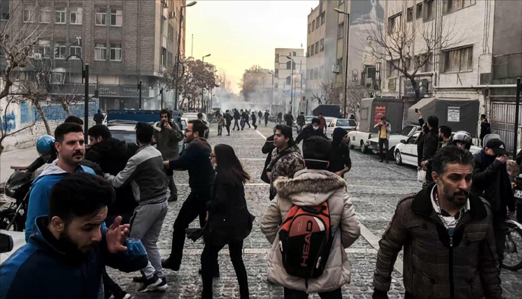 مظاهرات طلابية في إيران