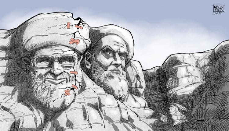 الخميني و الخامنئي