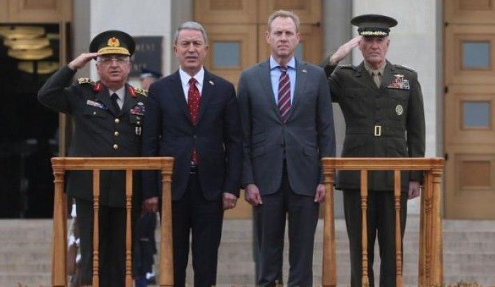 Türkiye Milli Savunma Bakanı Hulusi Akar ve ABD Savunma Bakan Vekili Patrick Shanahan, Pentagon’da bir araya geldi.