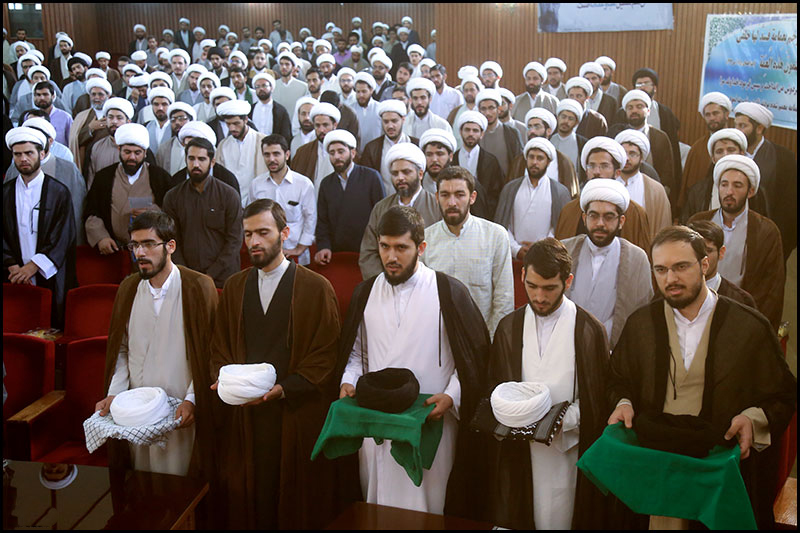 پیاوێکى ئایینى نەجەف: ئێران دەیهەوێ لە ڕێگەى قومەوە دەست بەسەر جیهانى شێعەدا بگرێت