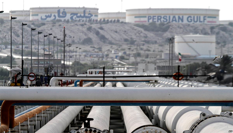 مستودع تخزين النفط في إيران