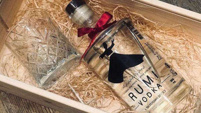 Hollanda'da 'Rumi' marka votka üreten iş adamı Türklerin kendisini tehdit ettiğini söyledi
