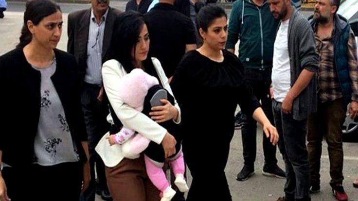 'Çocuklar ölmesin' diyen Ayşe öğretmen yine tutuklandı