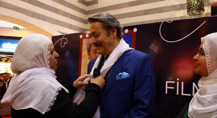 Kadir İnanır Diyarbakır'da: Geleceğinizi şansa bağlamayın