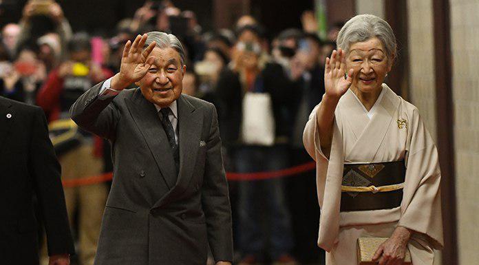 Kendi talebiyle tahttan ayrılan ilk Japonya İmparatoru Akihito 
