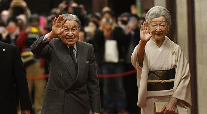 Kendi talebiyle tahttan ayrılan ilk Japonya İmparatoru Akihito
