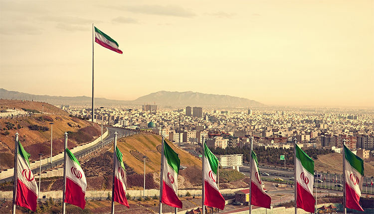 طريق طهران فارغة