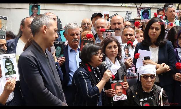İranlı kayıp yakınlarından Cumartesi Anneleri'ne destek