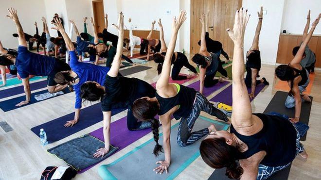 İran'da yoga da yasak: 30 kişi gözaltına alındı