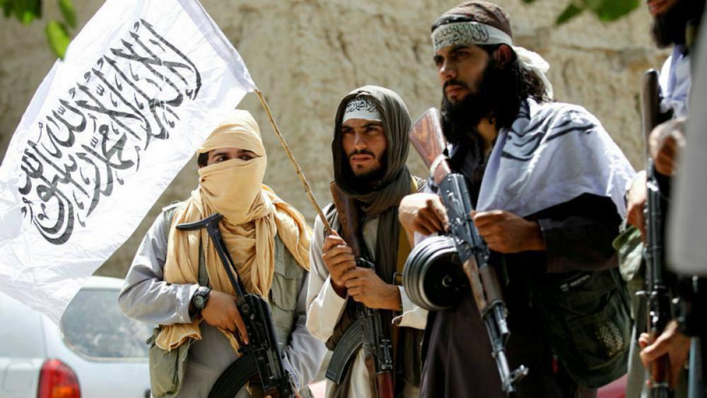 ڕاوێژکاری ئەمنیەتی نەتەوەیی ئەفغانستان: تا ٤ مانگی تر پشتی تاڵیبان دەشکێنین