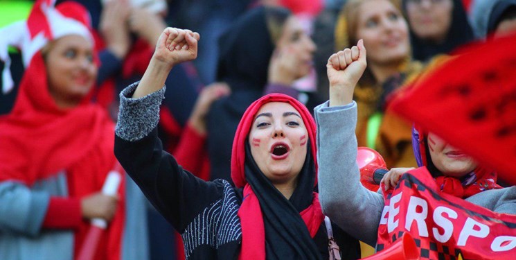 ژنانى ئێران و حەسرەتى تەماشاى تۆپى پێ
