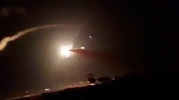 Qamişlo’daki Suriye ordusu askeri üssüne hava saldırısı