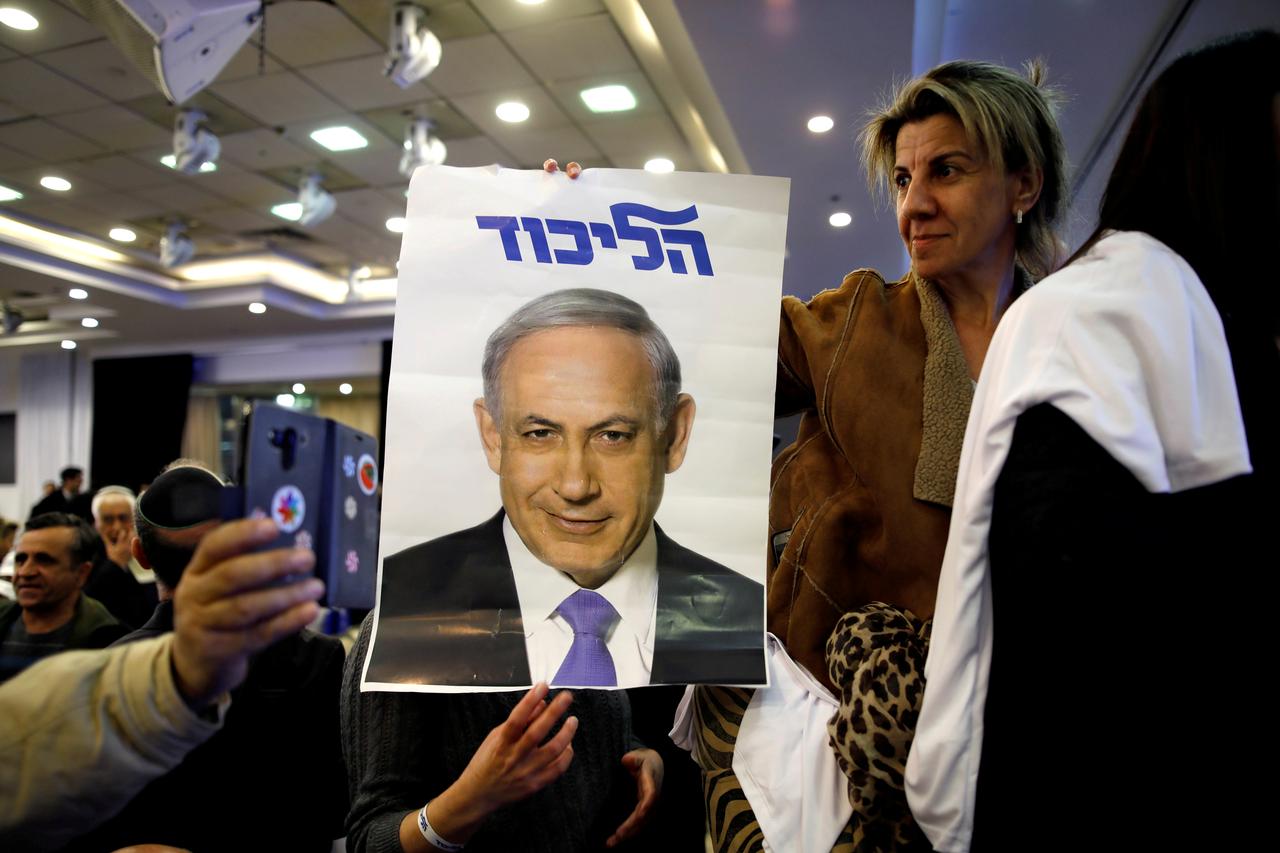 رهبری در جهان توان ایستادن در برابر نتانیاهو را نداشت اما مردم در دموکراسی اسرائیل او را آچمز کردند