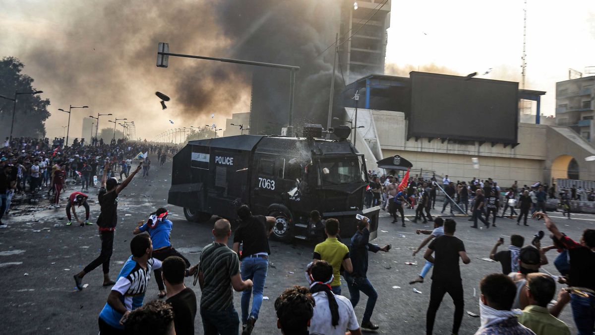 Irak’taki protestolara karşı İran rejiminin zalim tutumu