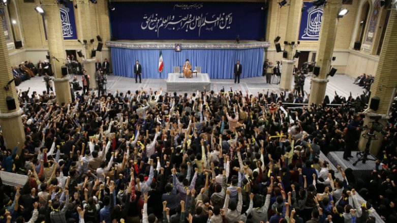 اشغال سفارت آمریکا در تهران 40 ساله شد؛ خامنهای تاکید کرد در مذاکره با آمریکا ونرمش با جهان کوتاه نمیآید