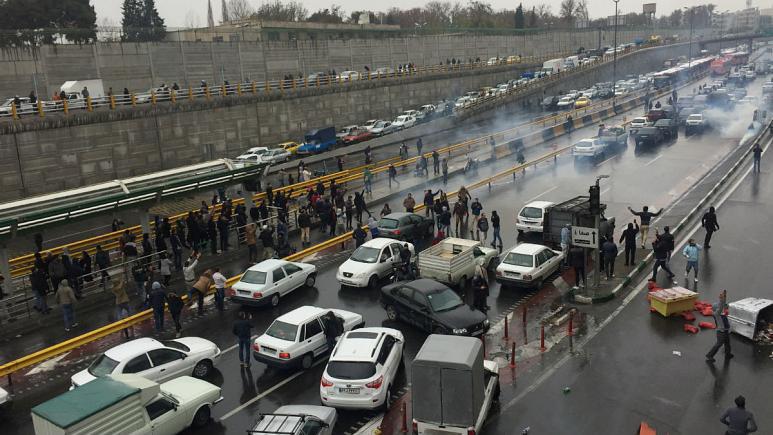 کاردانەوە نێودەولەتییەکان بە ڕاپەڕینى خەڵکى ئێران