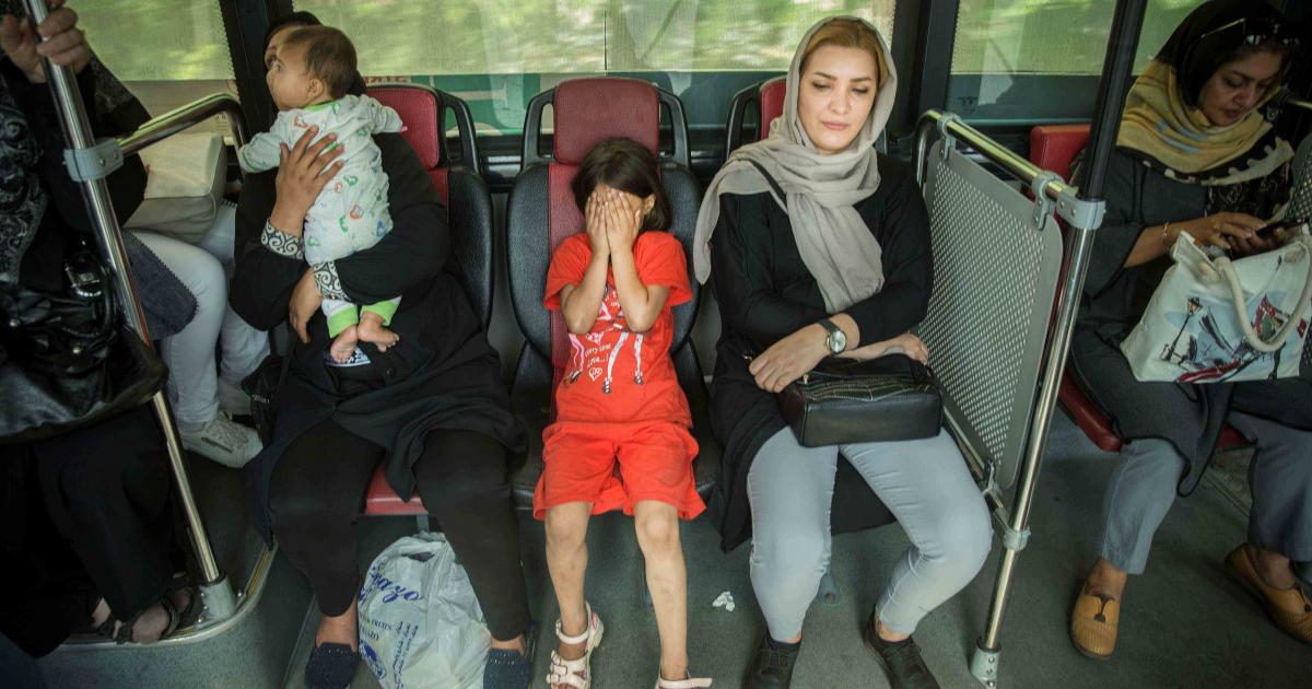 Official: Fewer Iranian afford healthcare services due to price hikes