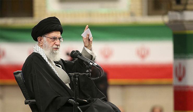 خامنئي يعتبر اسرائيل غدة سرطانية ويتجاهل خطر التدخلات الايرانية