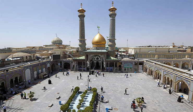 اغلاق المزارات أثار جدلا بين رجال الدين ورجال العلم في إيران