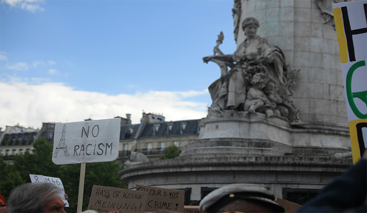 جانب من مظاهرات مناهضة للعنصرية في باريس 9 حزيران 2020