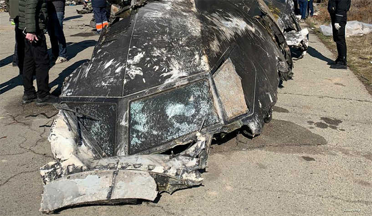 جزء من الطائرة الأوكرانية المنكوبة