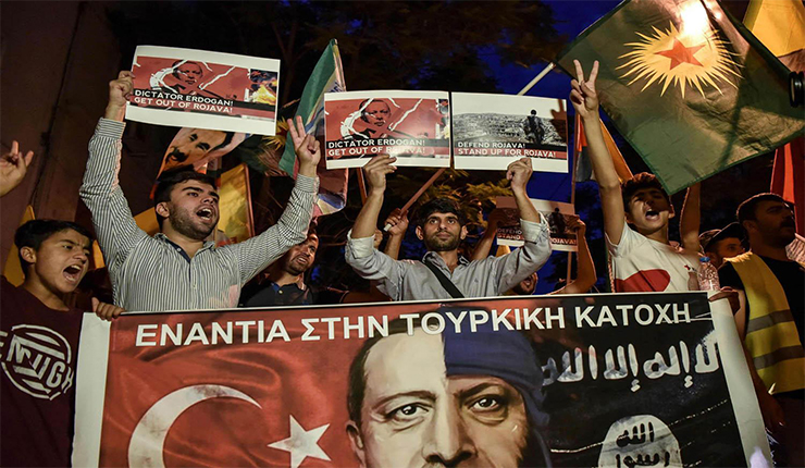 كورد تظاهروا ضد داعش