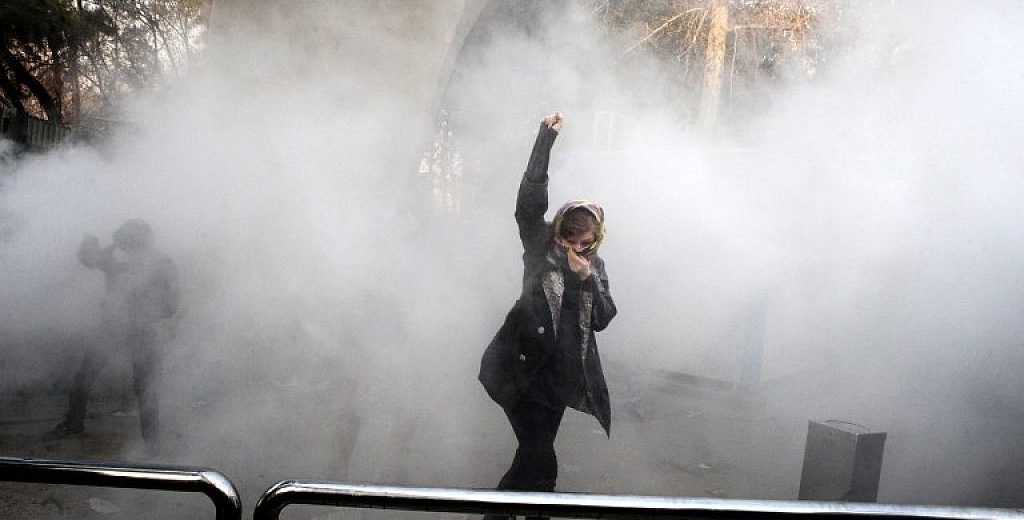 Reuters: US plans sanctions on Iranians for violence against protesters