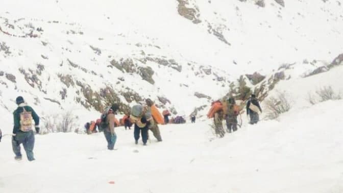 Bakur-Rojhelat sınırında 9 Kolber çığ altında kaldı