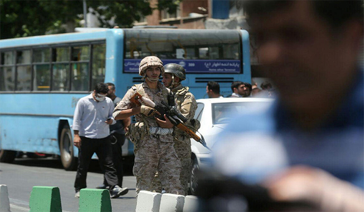إيران