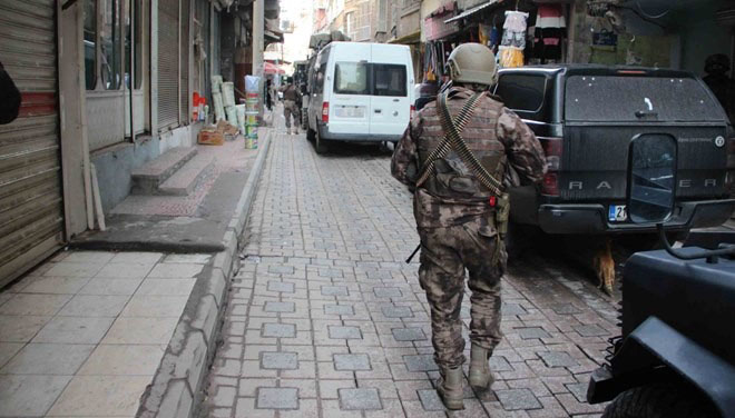 Özgür Kadın Hareketi’ne operasyon: 22 gözaltı