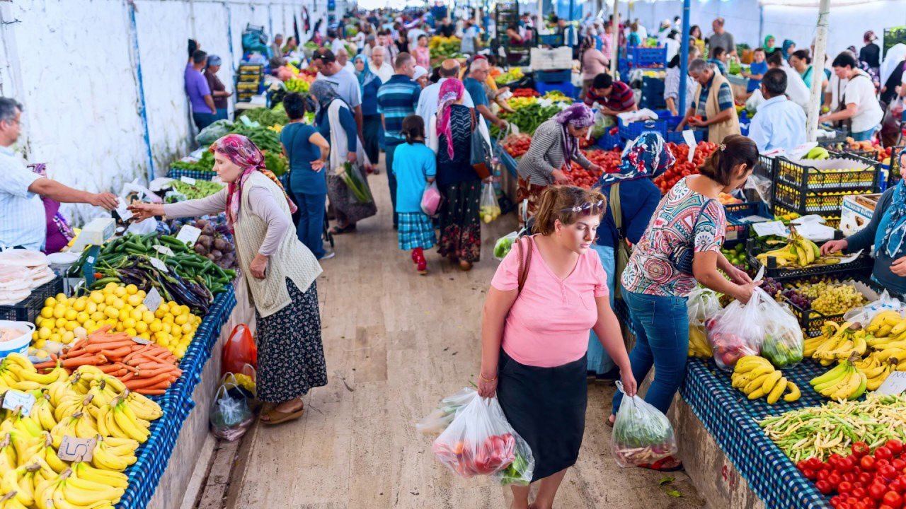 Türkiye’de insanların yüzde 27’si temel ihtiyaçlarını karşılayamıyor