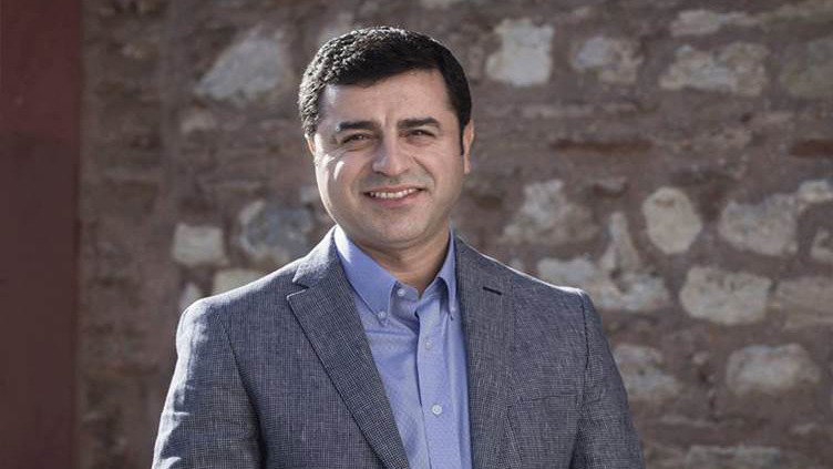 Demirtaş: Yüksek sesle seçim isteyin