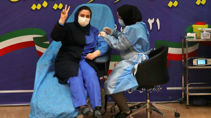 با غیرقانونی شدن اعلام اسامی دریافتکنندگان، واکسیناسیون رسما محرمانه شد