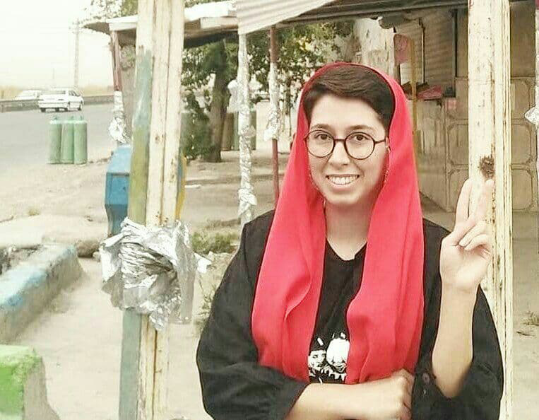 صبا کردافشاری، فعال مدنی زندانی دست به اعتصاب غذا زد