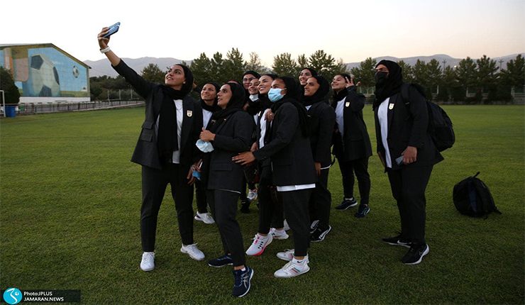 زي الرياضيات الإيرانيات