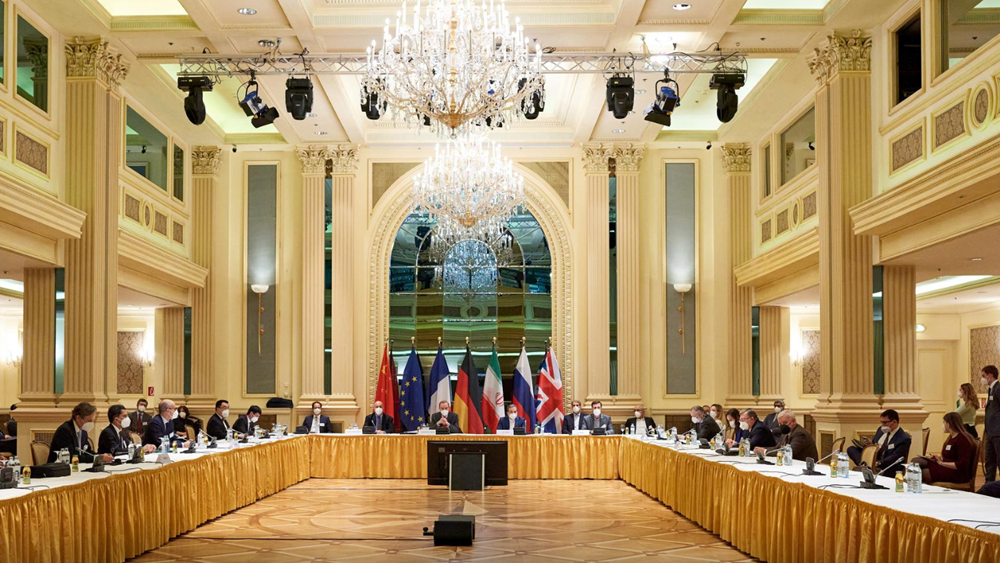 Nuclear talks: Iran sets removal of all US sanctions as red line
