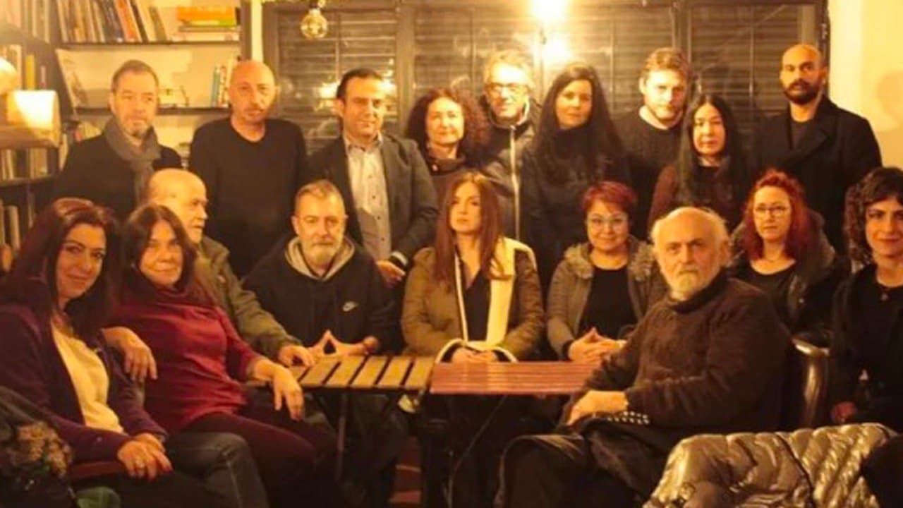 180 yazar ve sanatçı: Rusya’nın emperyal istila girişimini kınıyor ve reddediyoruz