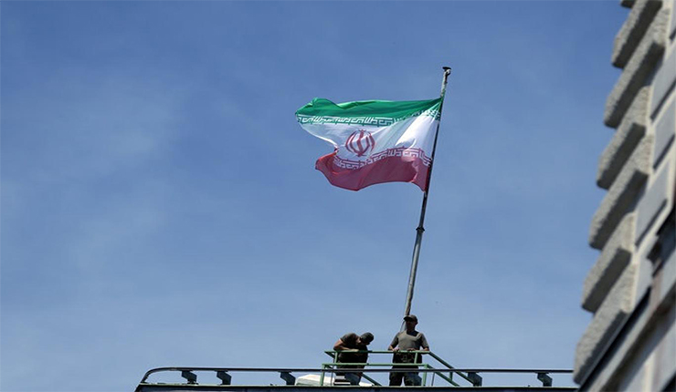 إيران