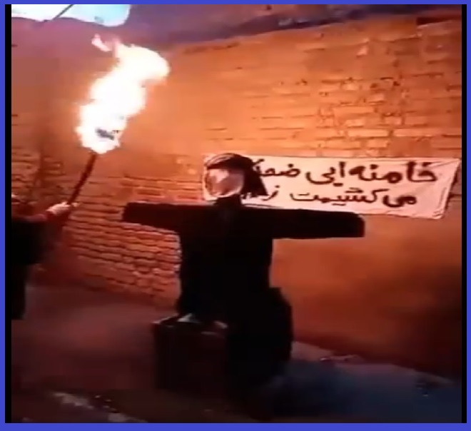 گزارش-مصاحبه/ چهارشنبه سوری جمهوری اسلامی ایران را خوار و خفیفتر کرد