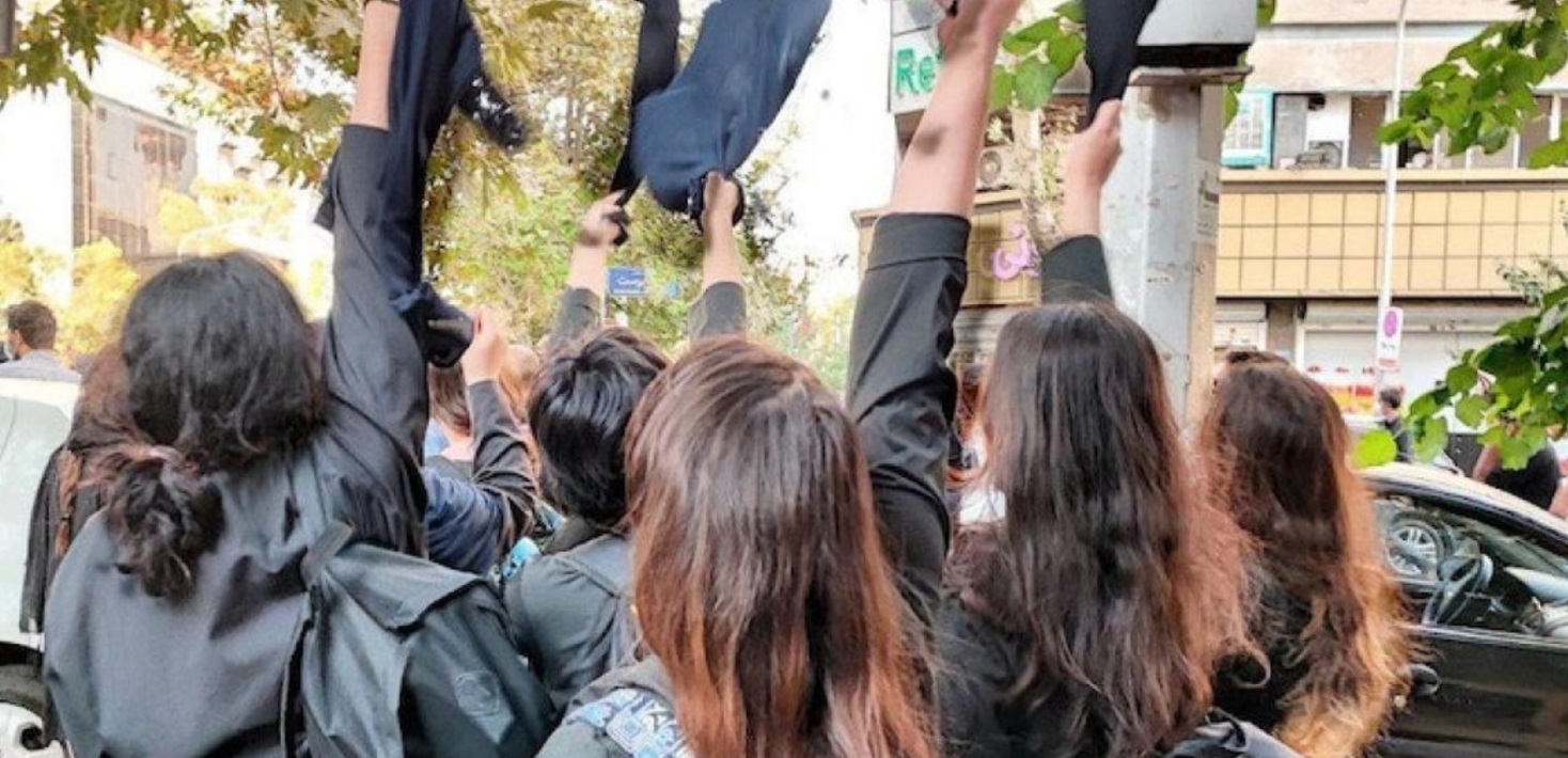 عفو بین‌الملل قوانین تحقیرآمیز حجاب اجباری در ایران را بشدت محکوم کرد