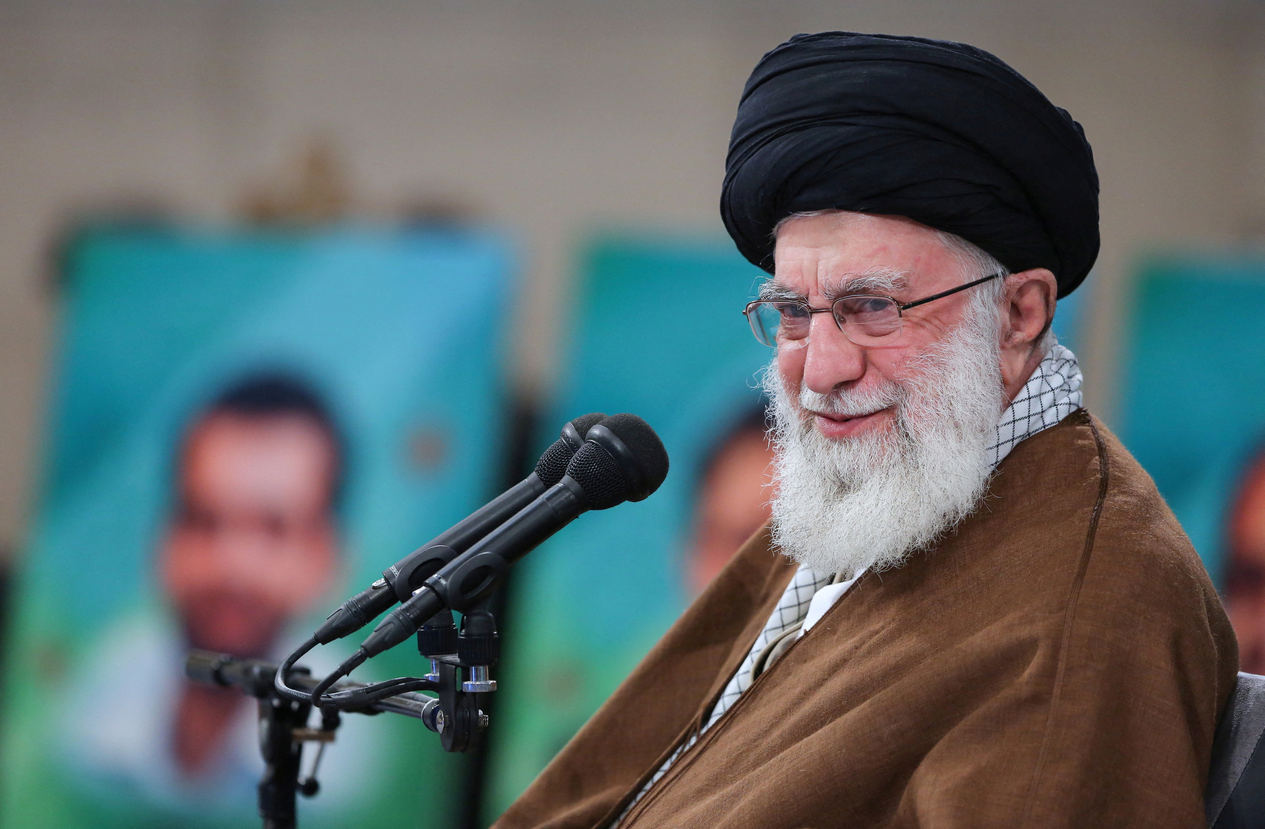 Iran disqualifies prominent candidates for Presidential election
