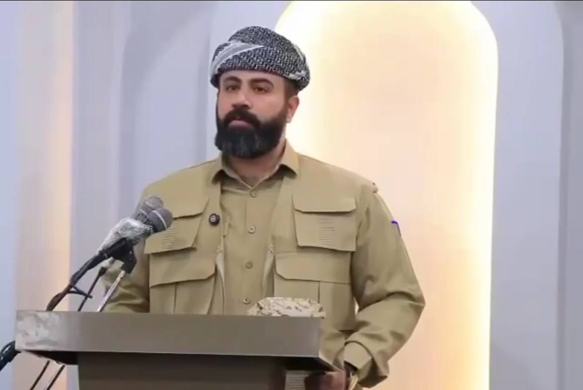 سەقز