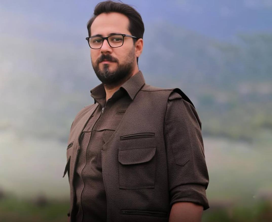 ئومید باقری، چالاکی مەدەنی و فۆتۆگرافەری کرماشانی لە لایەن ئیتلاعاتەوە دەستگیرکرا