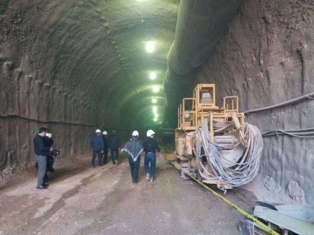 کرماشان؛ پڕۆژەی میترۆ پەکیکەوتووە و کرێکاران هەشت مانگە مووچەیان وەرنەگرتووە