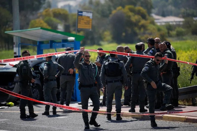 یک تروریست فلسطینی دو شهروند اسرائیل را به قتل رساند