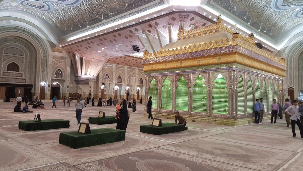  Iran’s House of Imam Khomeini wastes billions from national budget
