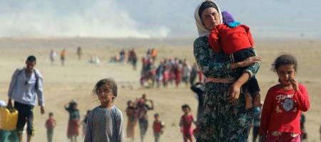 Şengal'deki Ezidiler IŞİD saldırılarından kaçarken